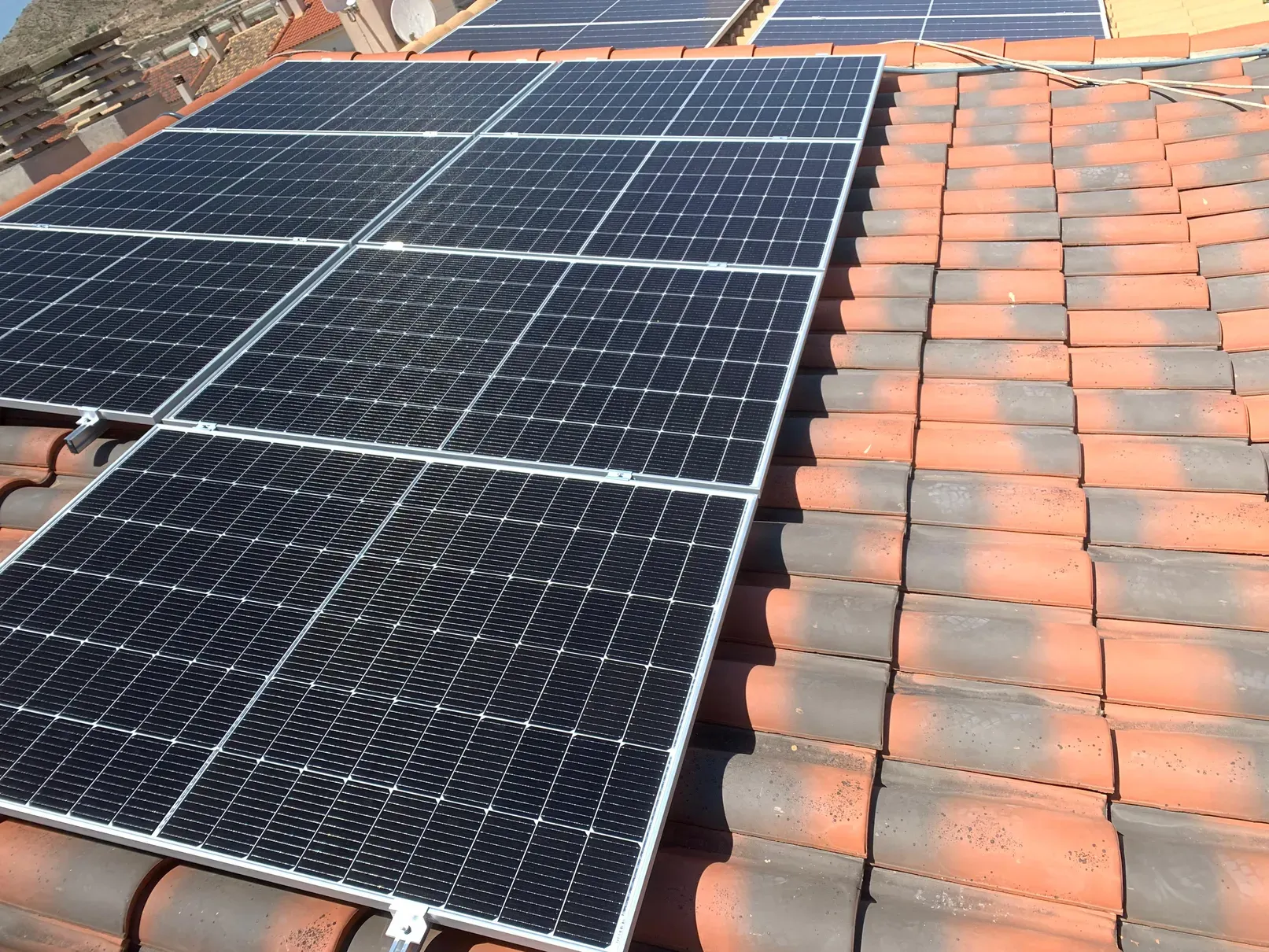 Instalación paneles solares Levante