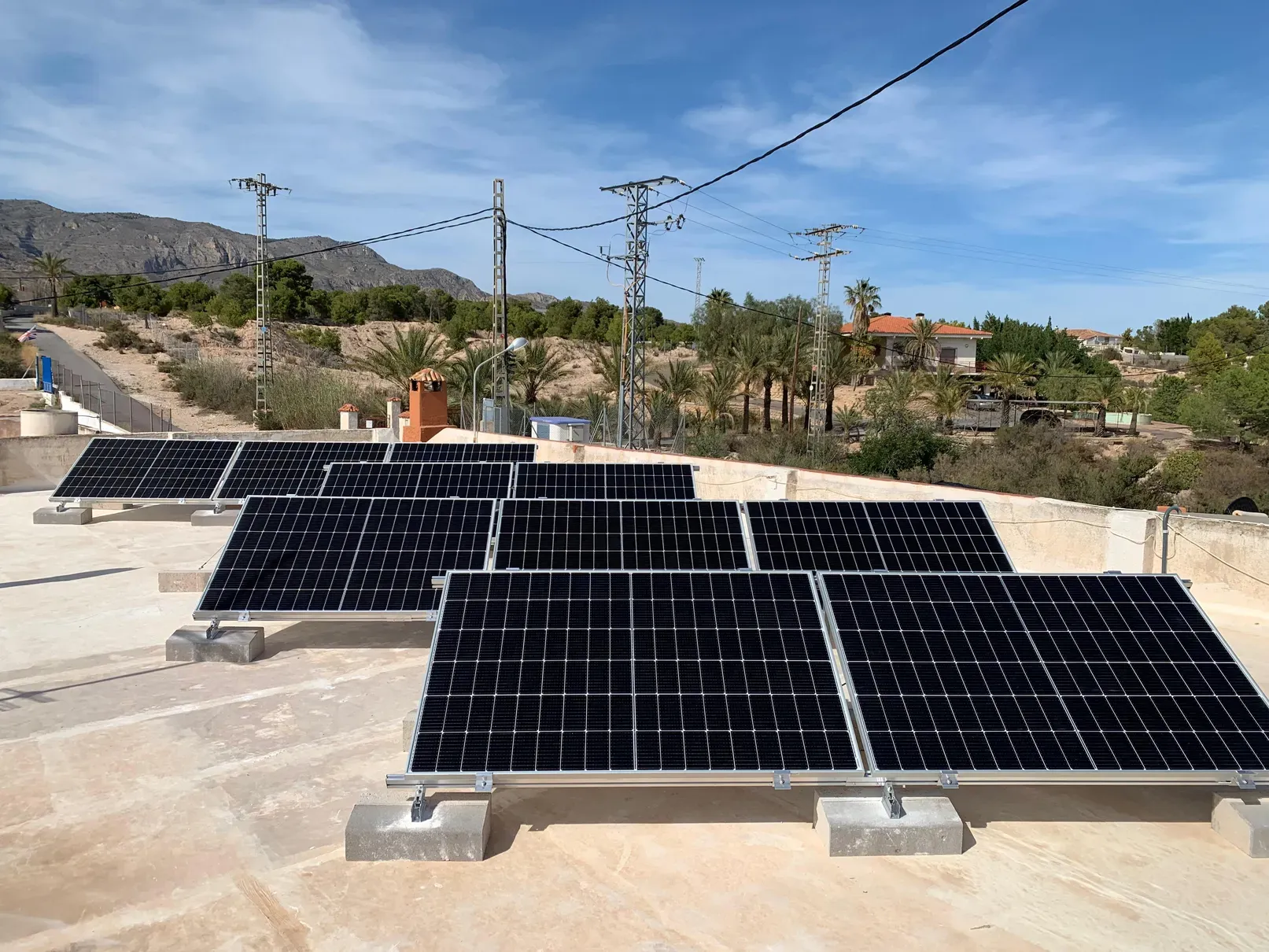 Instalación paneles solares Levante
