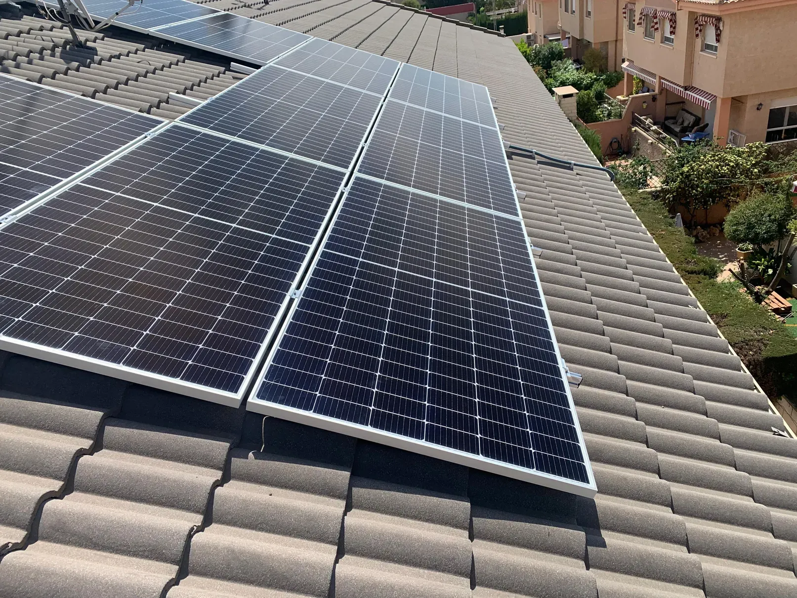 Instalación paneles solares Levante